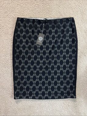NWT: Vince Camuto Pencil Skirt